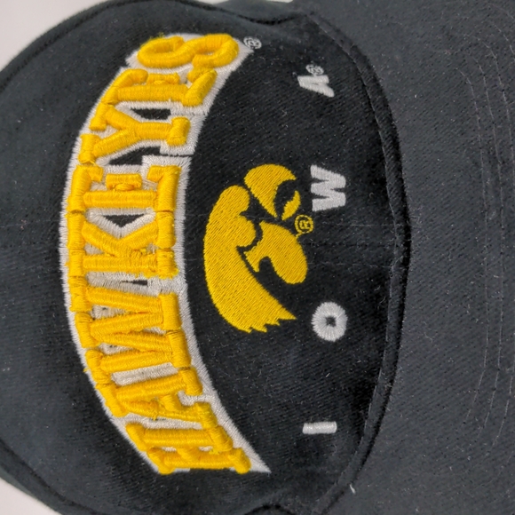 Vintage Iowa Hawkeyes Supersport Shockwave Black Strapback Hat Cap New With Tags - Picture 2 of 10